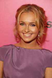 Hayden Panettiere smiling at the 2009 Hollywood Style Awards