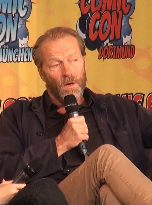 Iain Glen speaking at German Comic Con in 2018