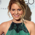 Portrait of Candace Cameron Bure